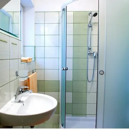 Luka Guest house
